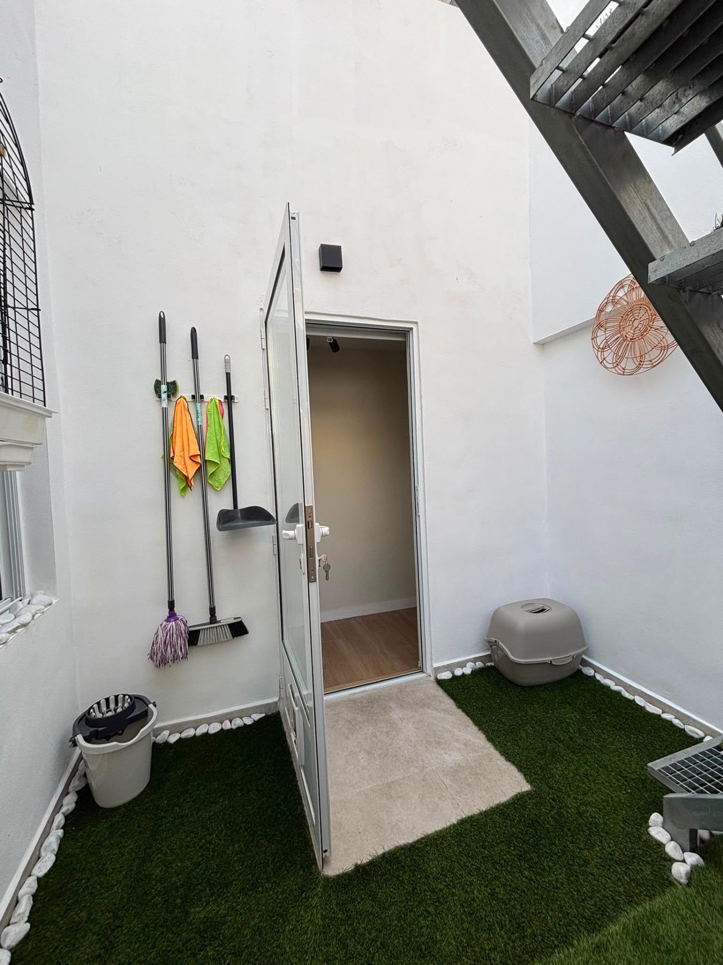 Commercial Property for sale in Torrevieja, Alicante, Spain