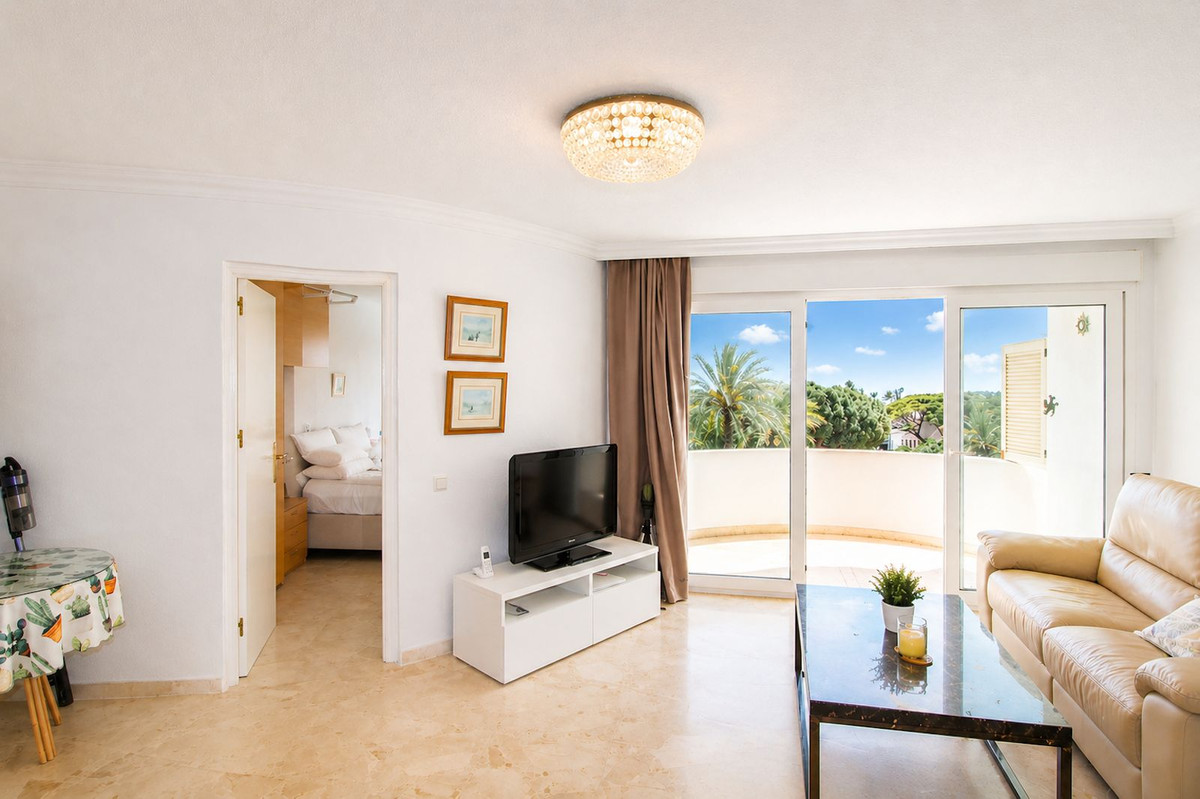 Apartment for sale in Marbesa, Málaga, Spain