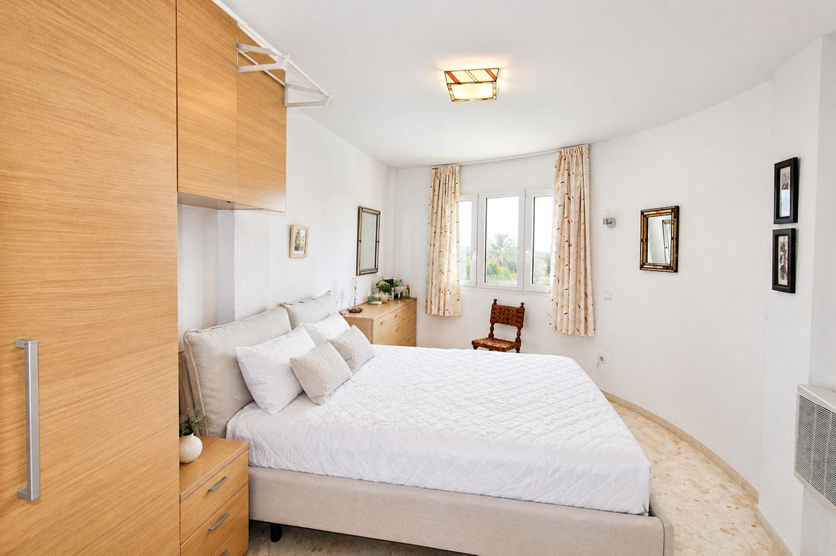 Apartment for sale in Marbesa, Málaga, Spain