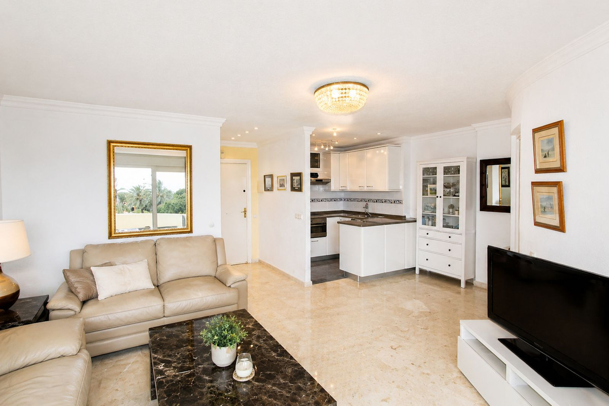 Apartment for sale in Marbesa, Málaga, Spain