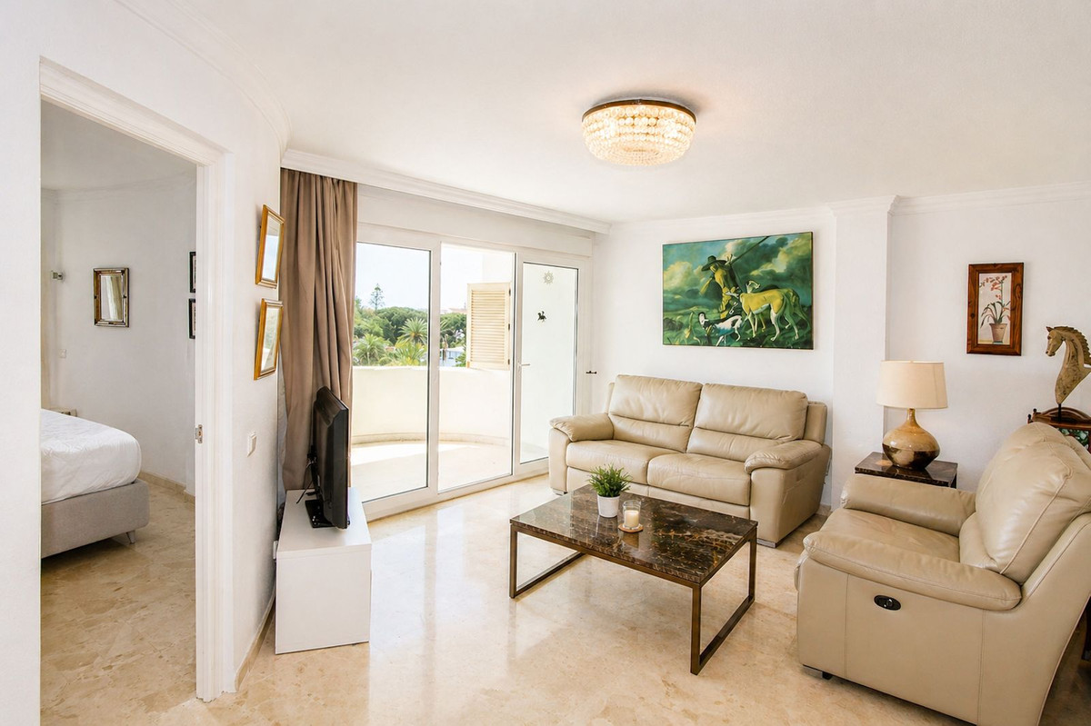Apartment for sale in Marbesa, Málaga, Spain