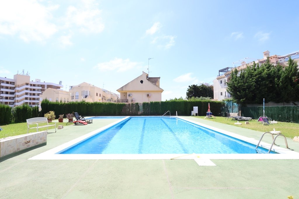 Piso en venta en Orihuela Costa