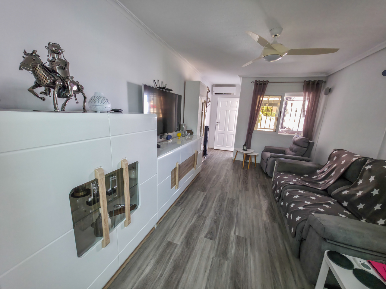 Apartment for sale in Vistabella Golf Entre Naranjos, Alicante, Spain