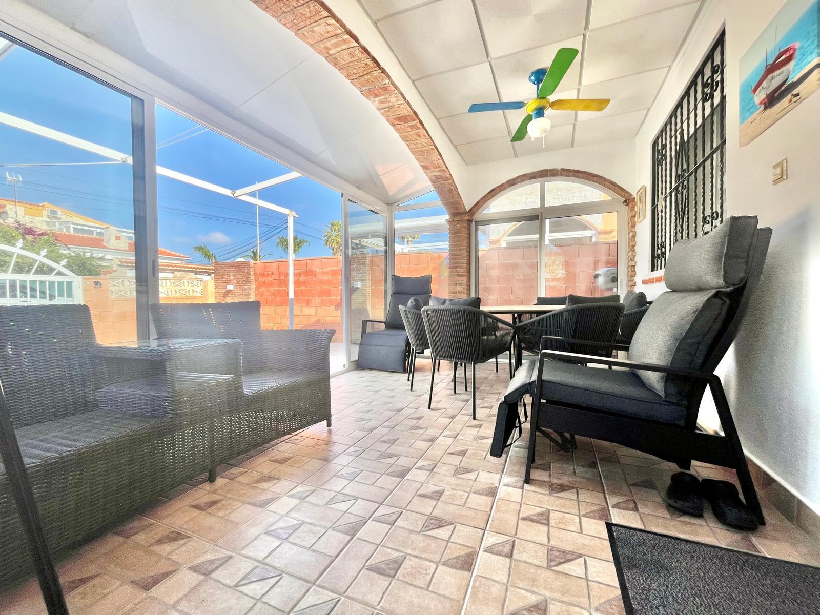 Villa en venta en Orihuela Costa