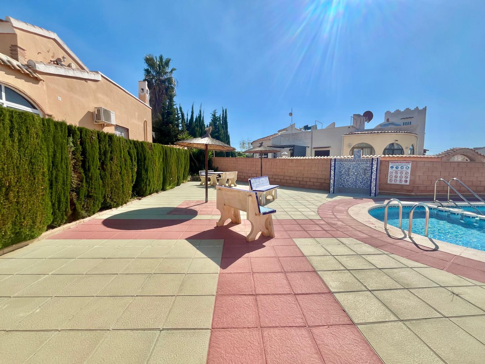 Villa en venta en Orihuela Costa