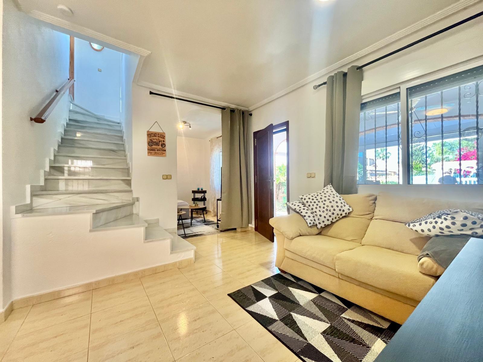 Villa en venta en Orihuela Costa