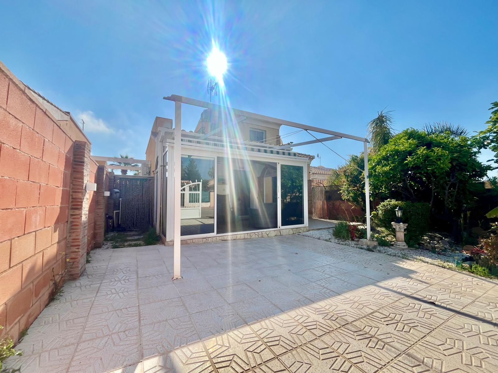 Villa en venta en Orihuela Costa