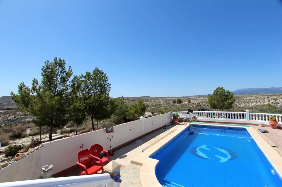 Villa en venta en Albudeite