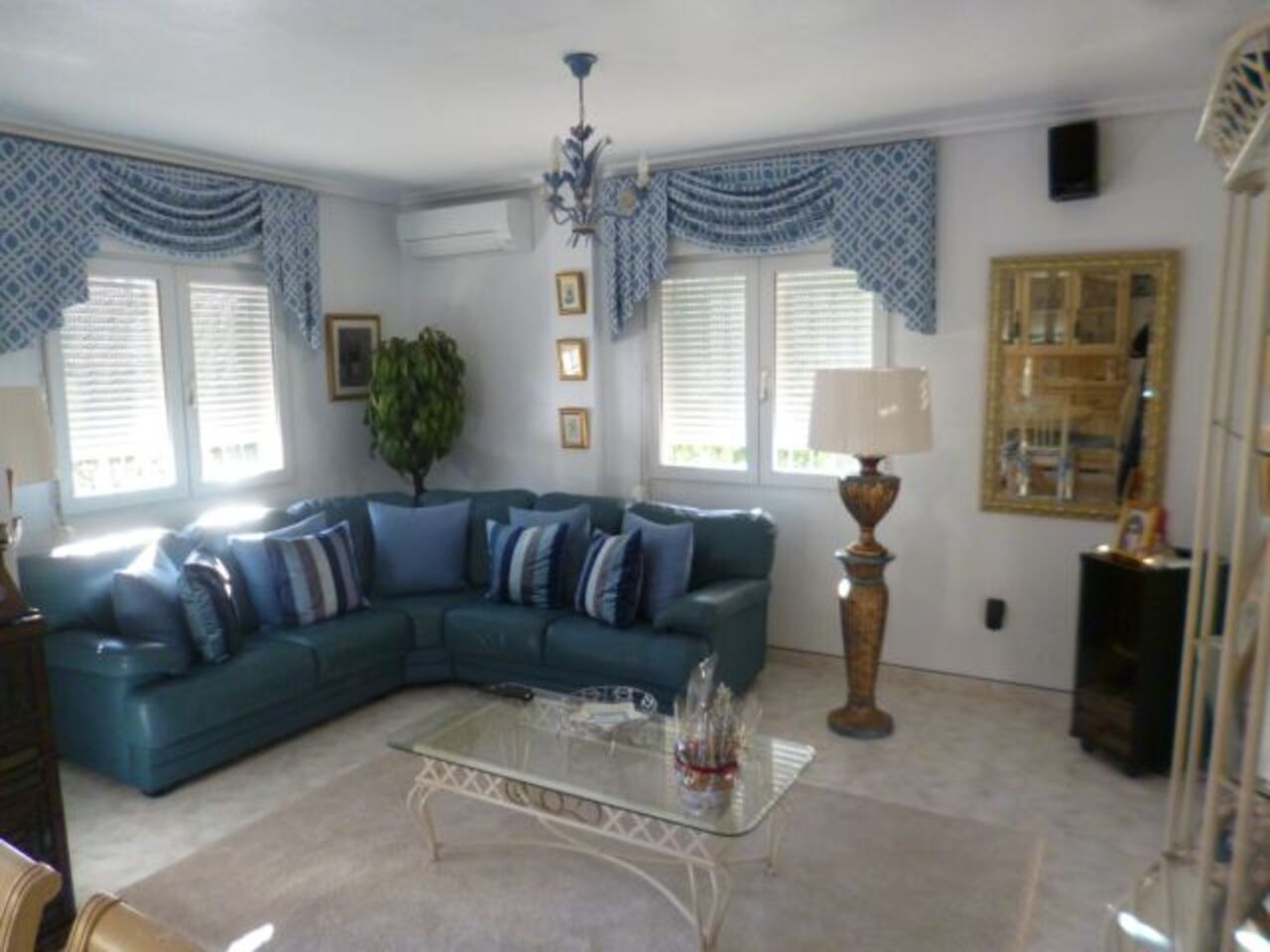 Villa for sale in Playa Flamenca, Alicante, Spain