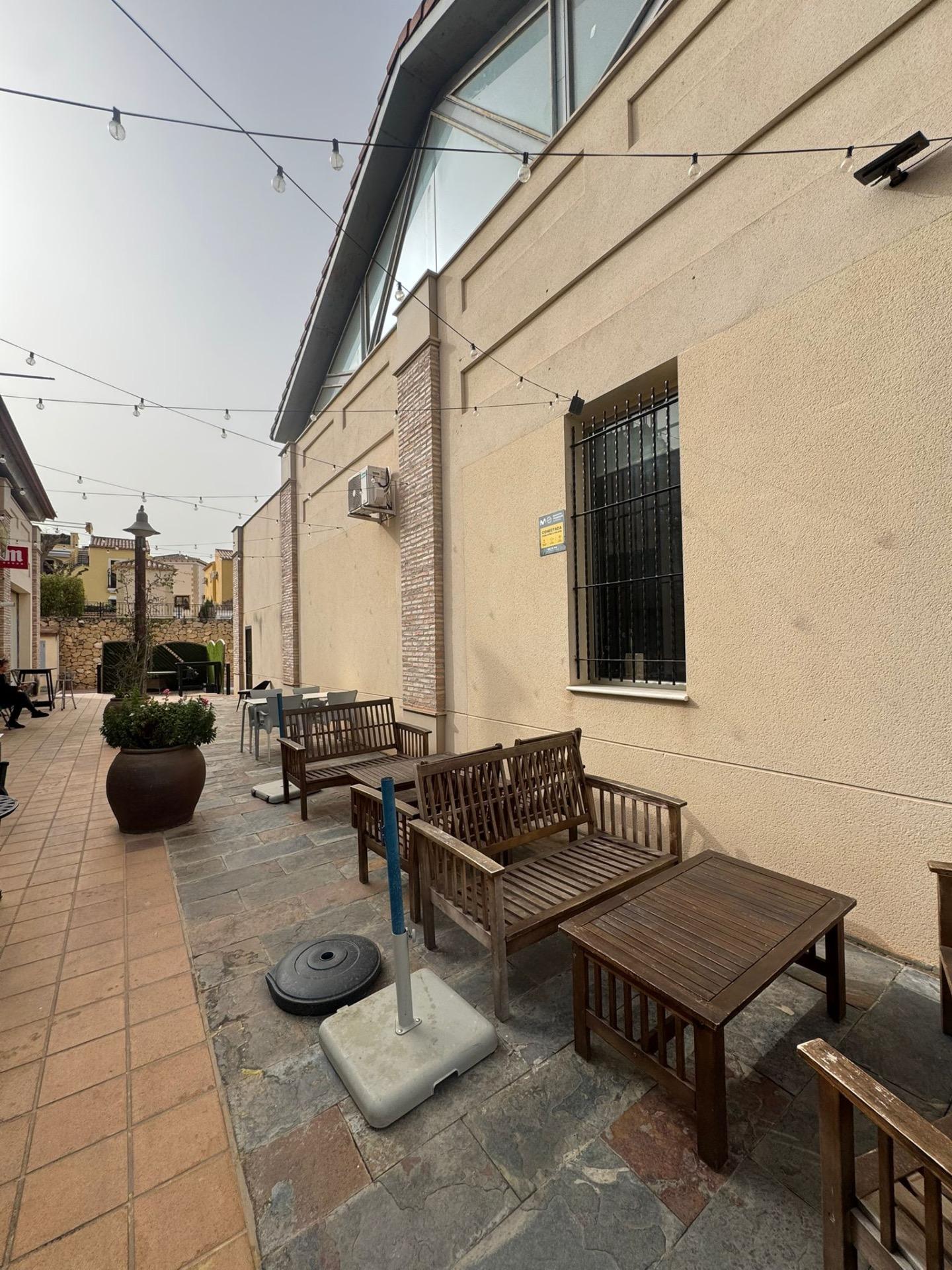 Comercial en venta en Algorfa