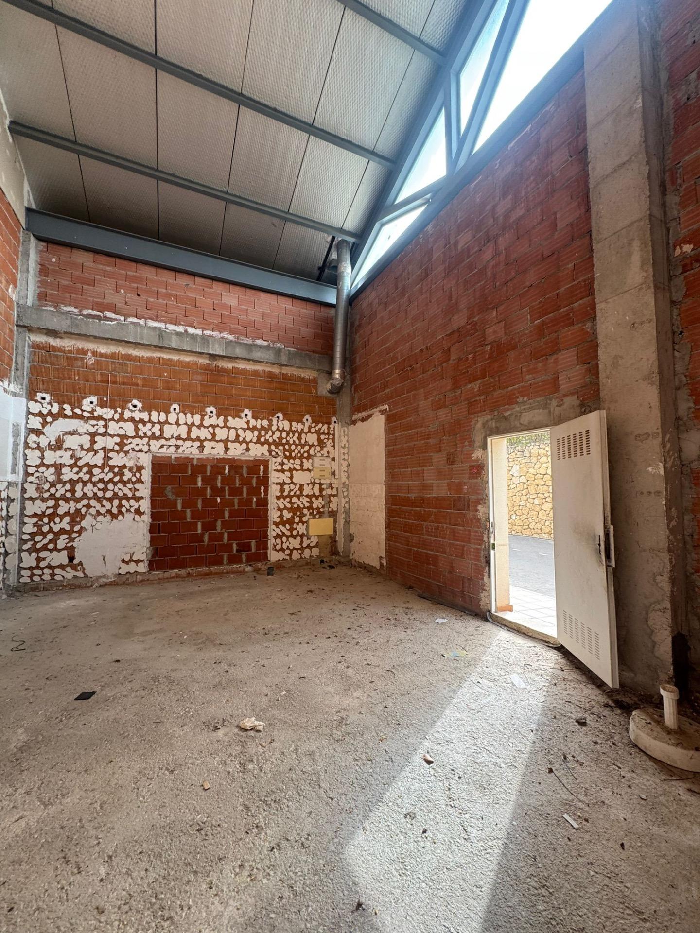 Comercial en venta en Algorfa