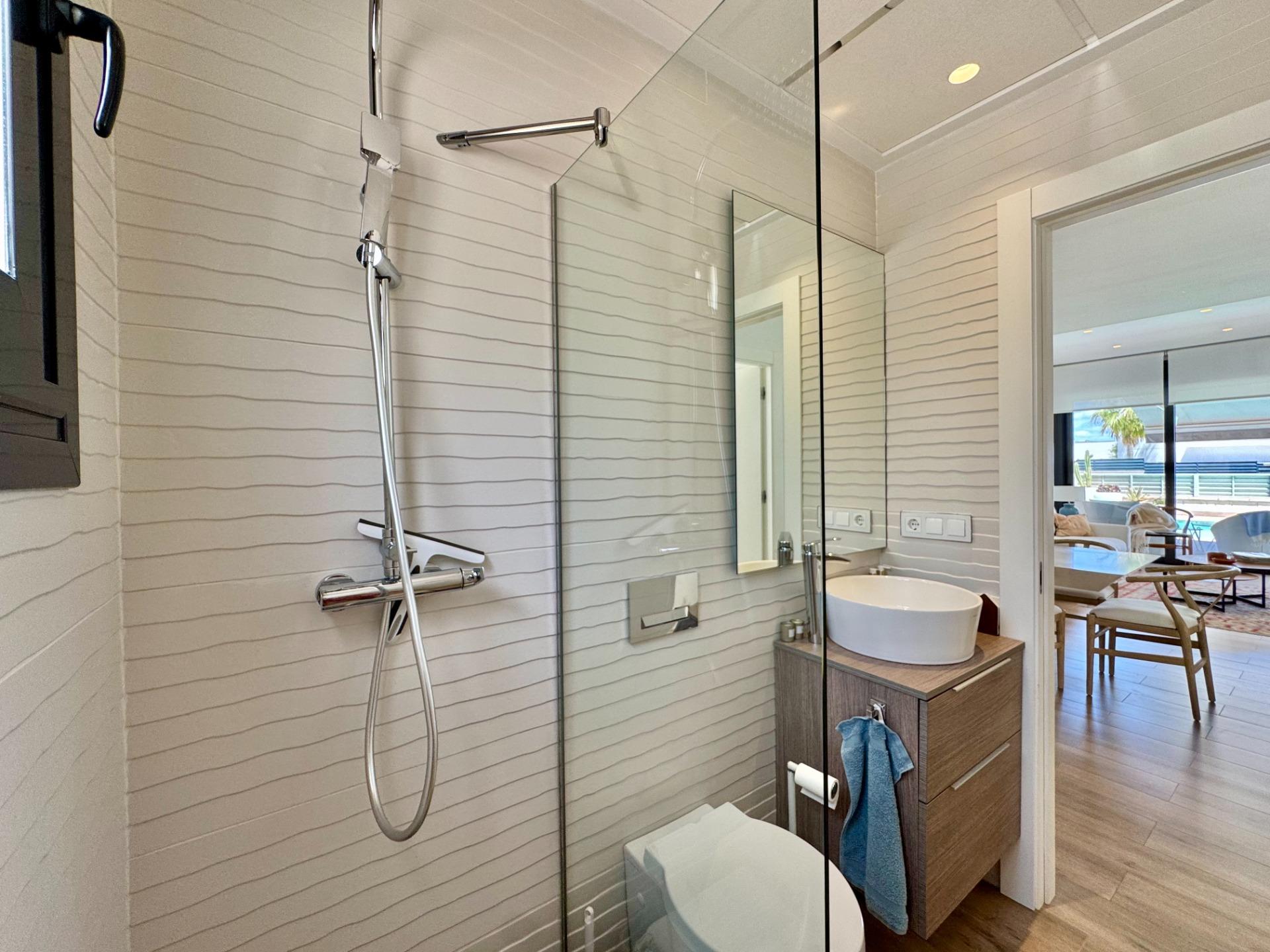 Villa for sale in San Miguel De Salinas, Alicante, Spain
