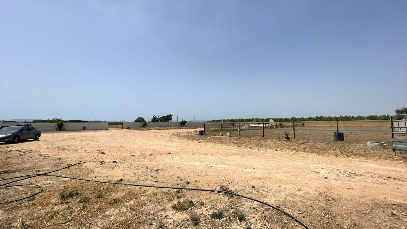 Comercial en venta en Balsicas