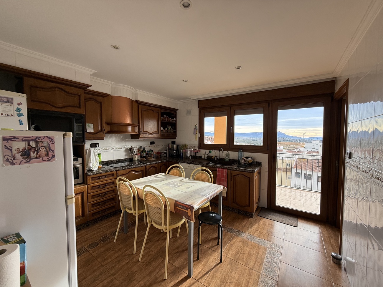 Apartment for sale in Onil, Alicante, Spain