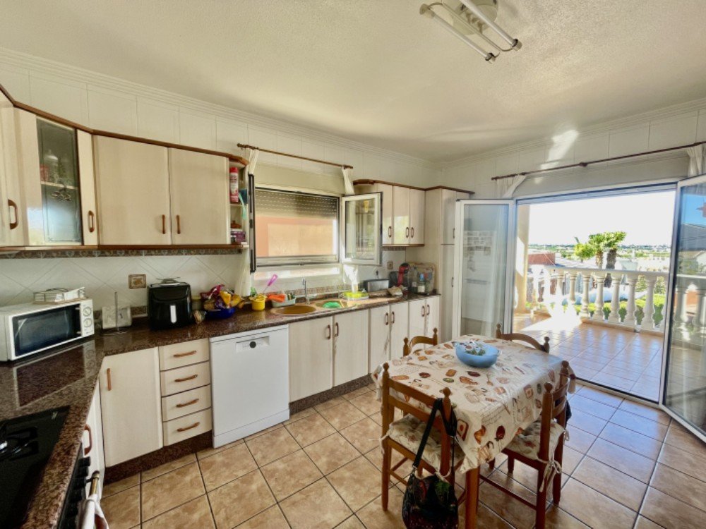Villa for sale in Ciudad Quesada, Alicante, Spain