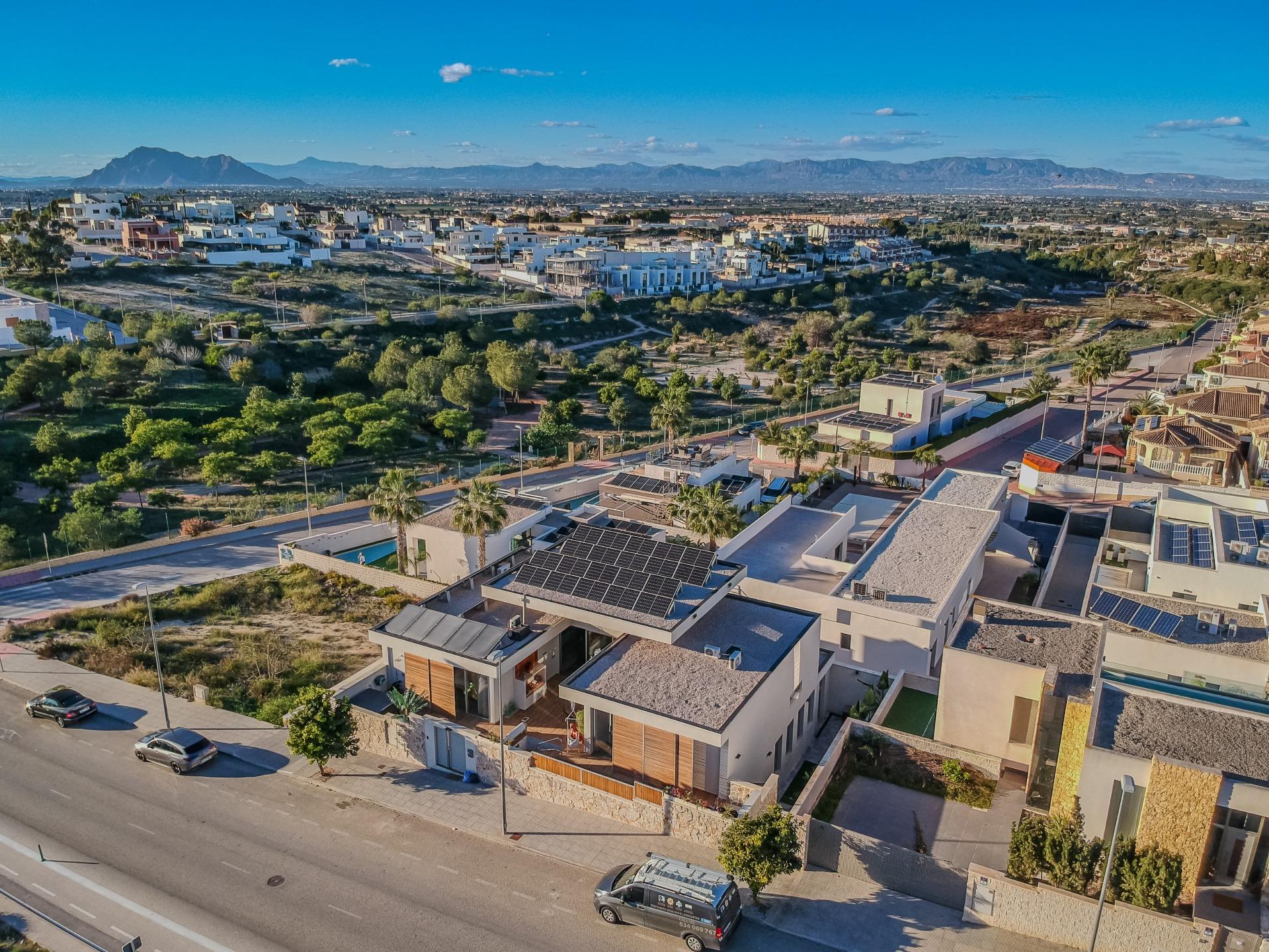 Villa for sale in Benijofar, Alicante, Spain