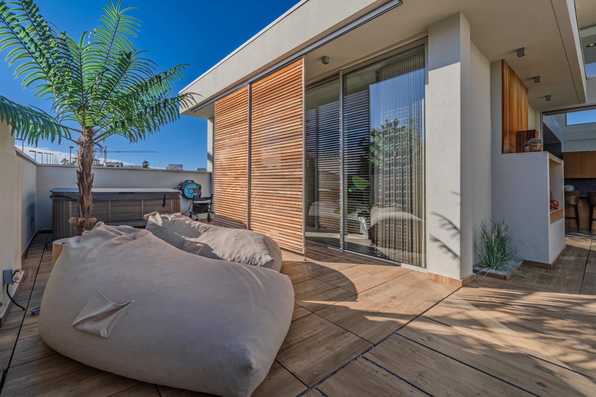 Villa for sale in Benijofar, Alicante, Spain