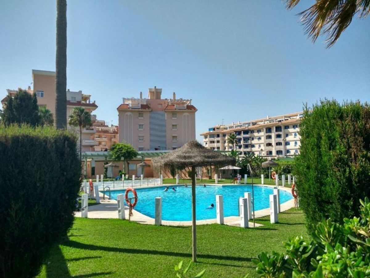 Piso en venta en San Luis De Sabinillas