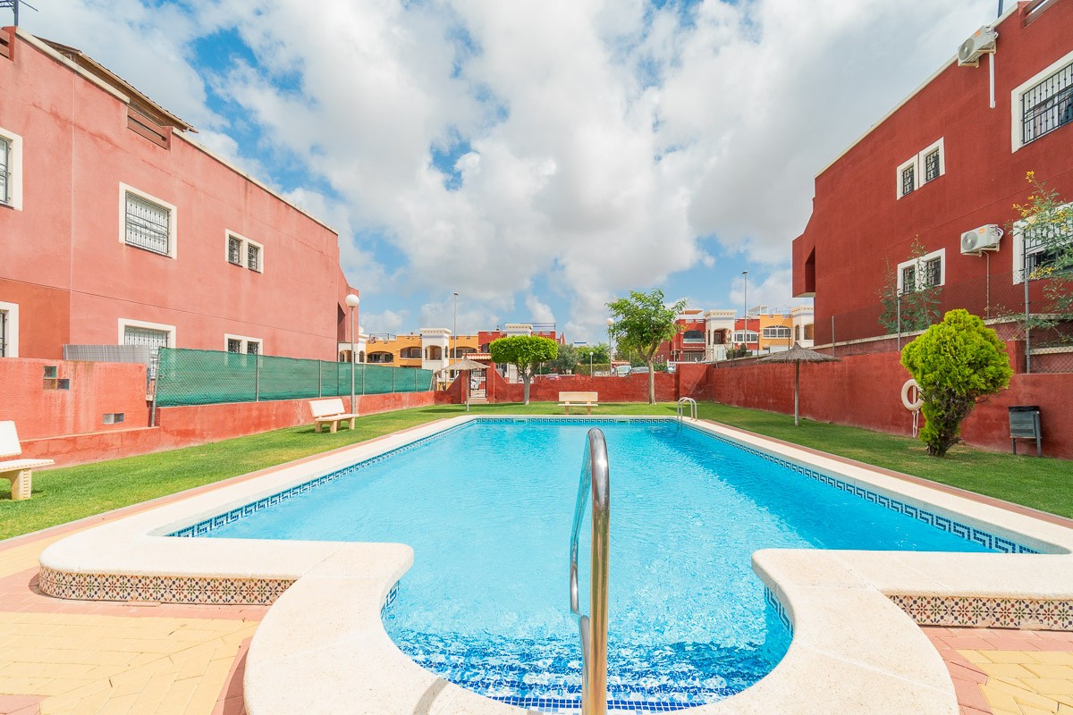 Piso en venta en Orihuela Costa
