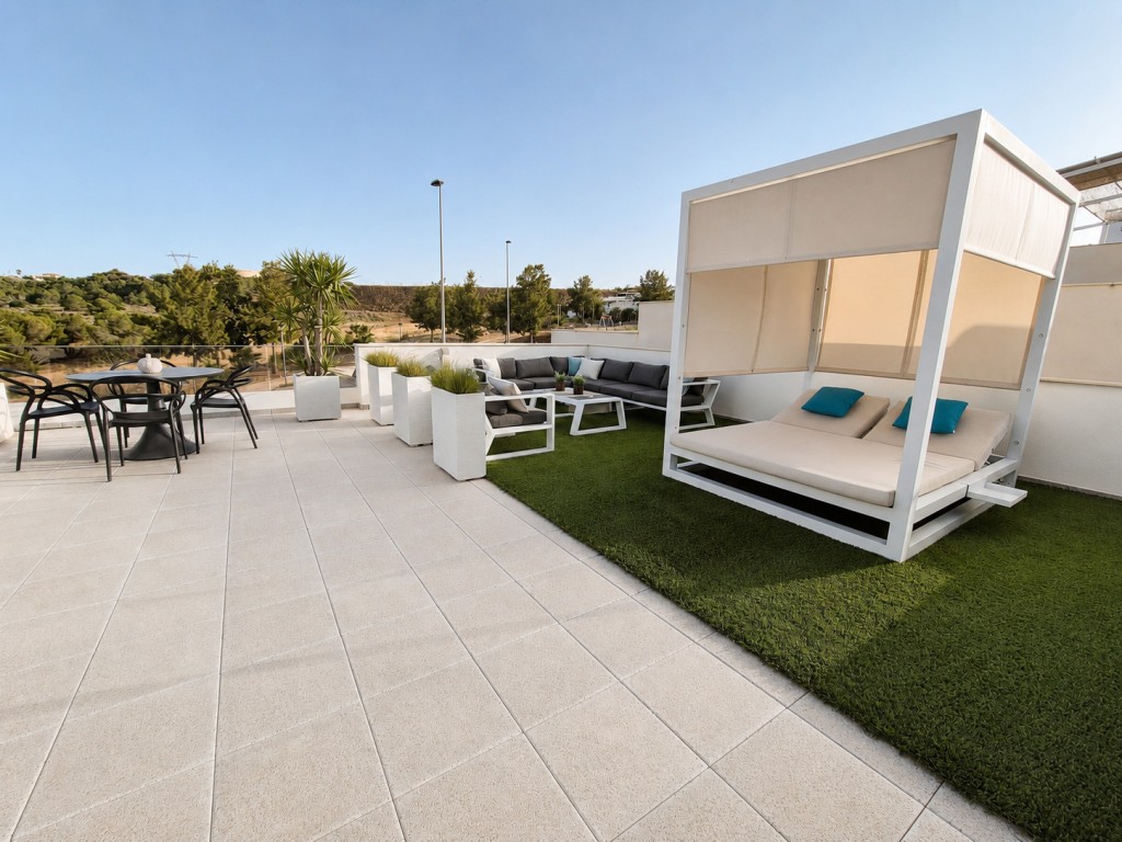 Villa for sale in San Miguel De Salinas, Alicante, Spain