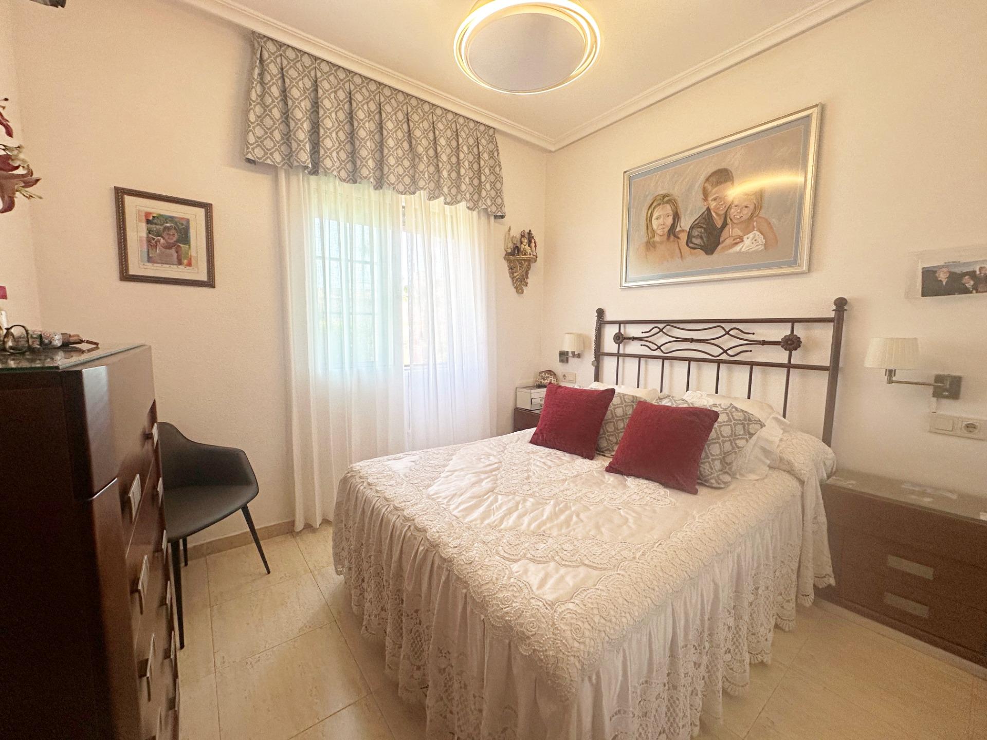 Bungalow for sale in Torrevieja, Alicante, Spain