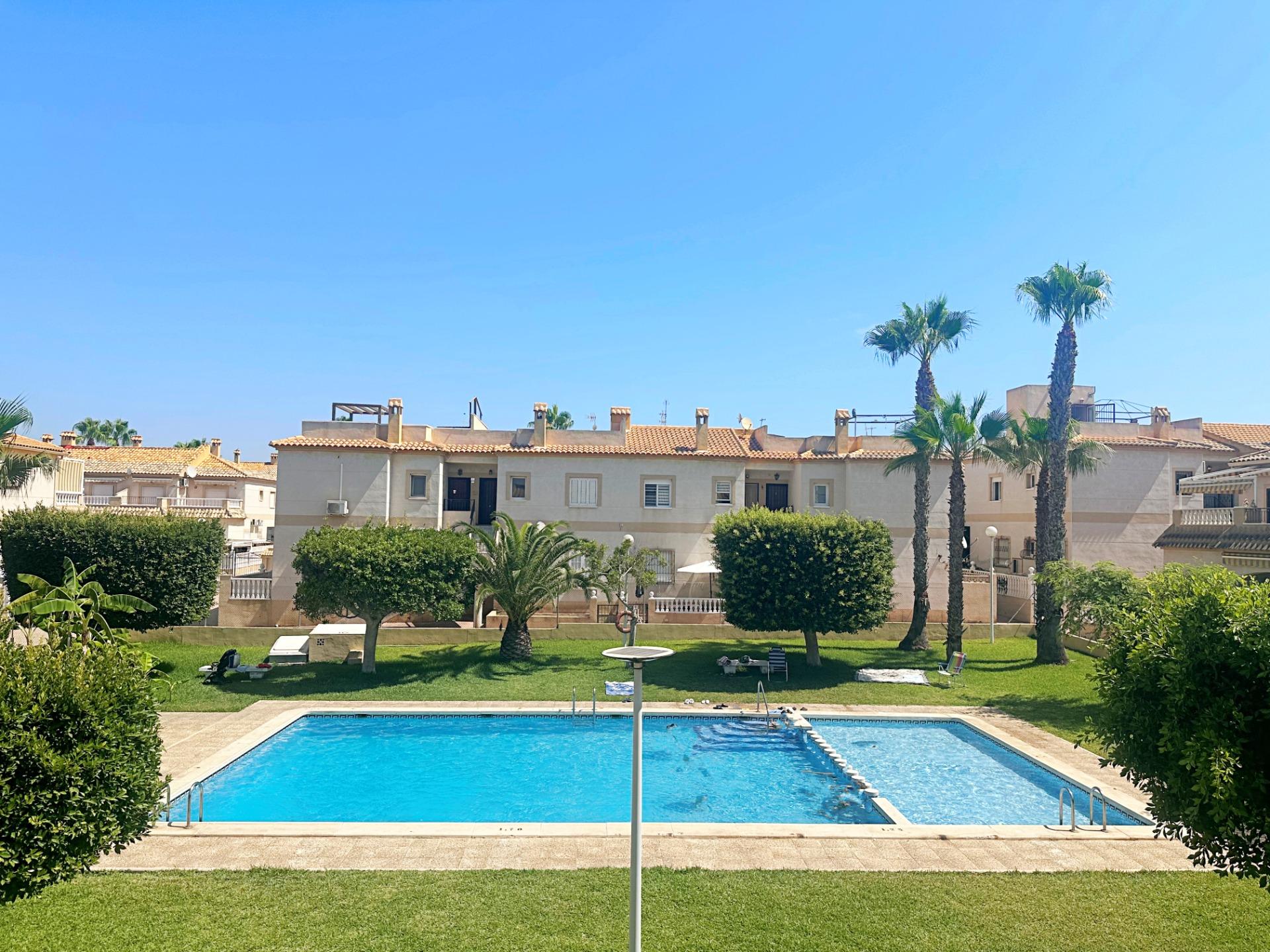 Bungalow for sale in Torrevieja, Alicante, Spain
