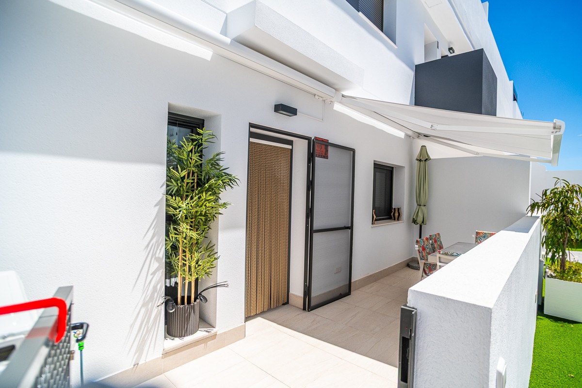 Apartment for sale in Torrevieja, Alicante, Spain