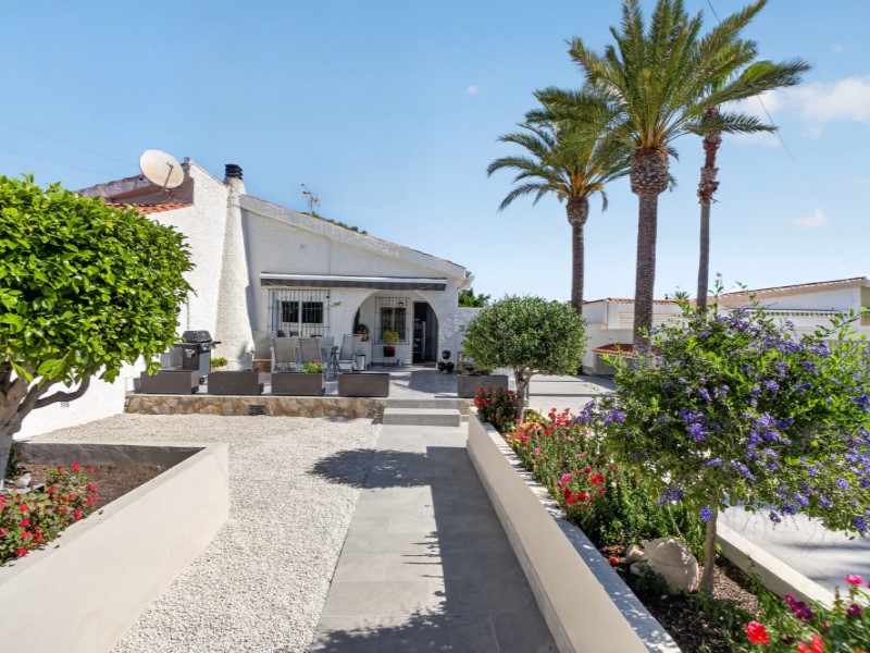 Villa en venta en Torrevieja