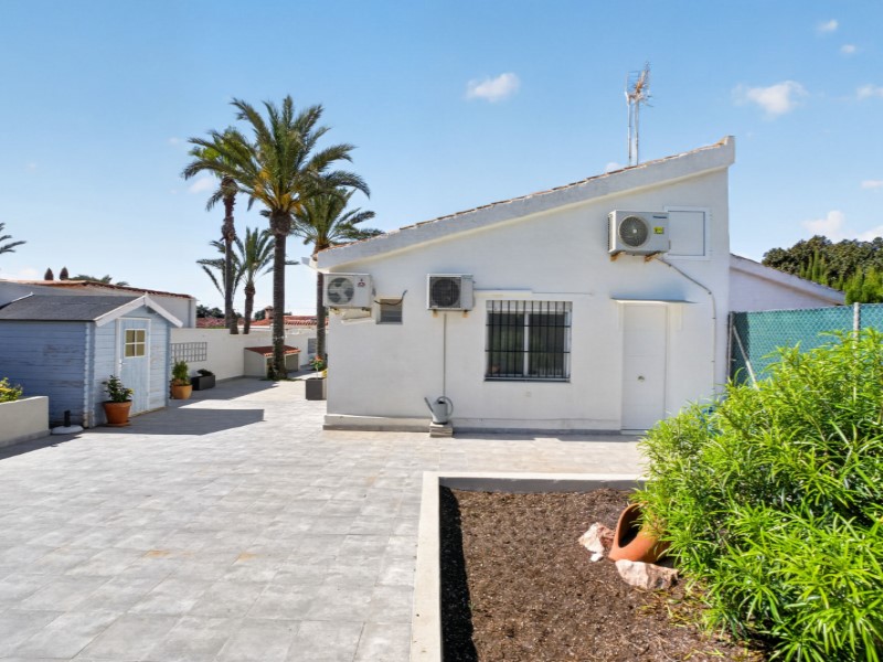 Villa en venta en Torrevieja