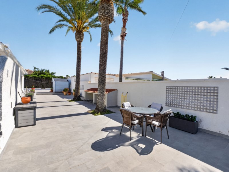 Villa en venta en Torrevieja