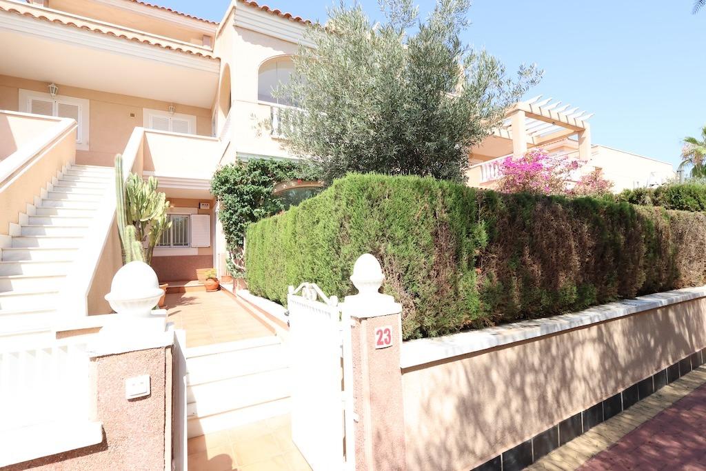 Bungalow for sale in Orihuela Costa, Alicante, Spain