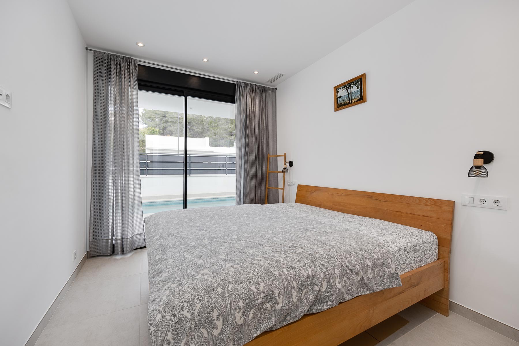 Villa for sale in Pinar De Campoverde, Alicante, Spain