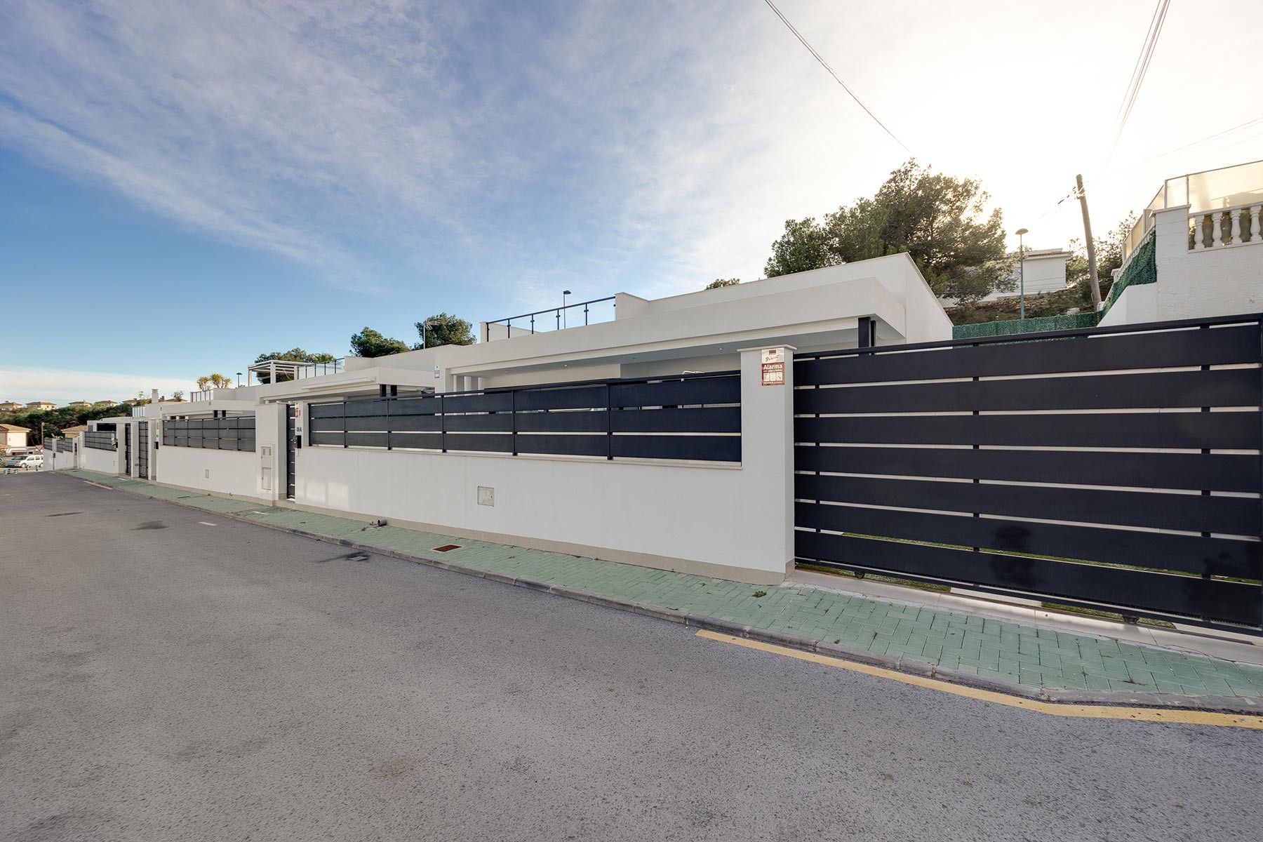 Villa for sale in Pinar De Campoverde, Alicante, Spain