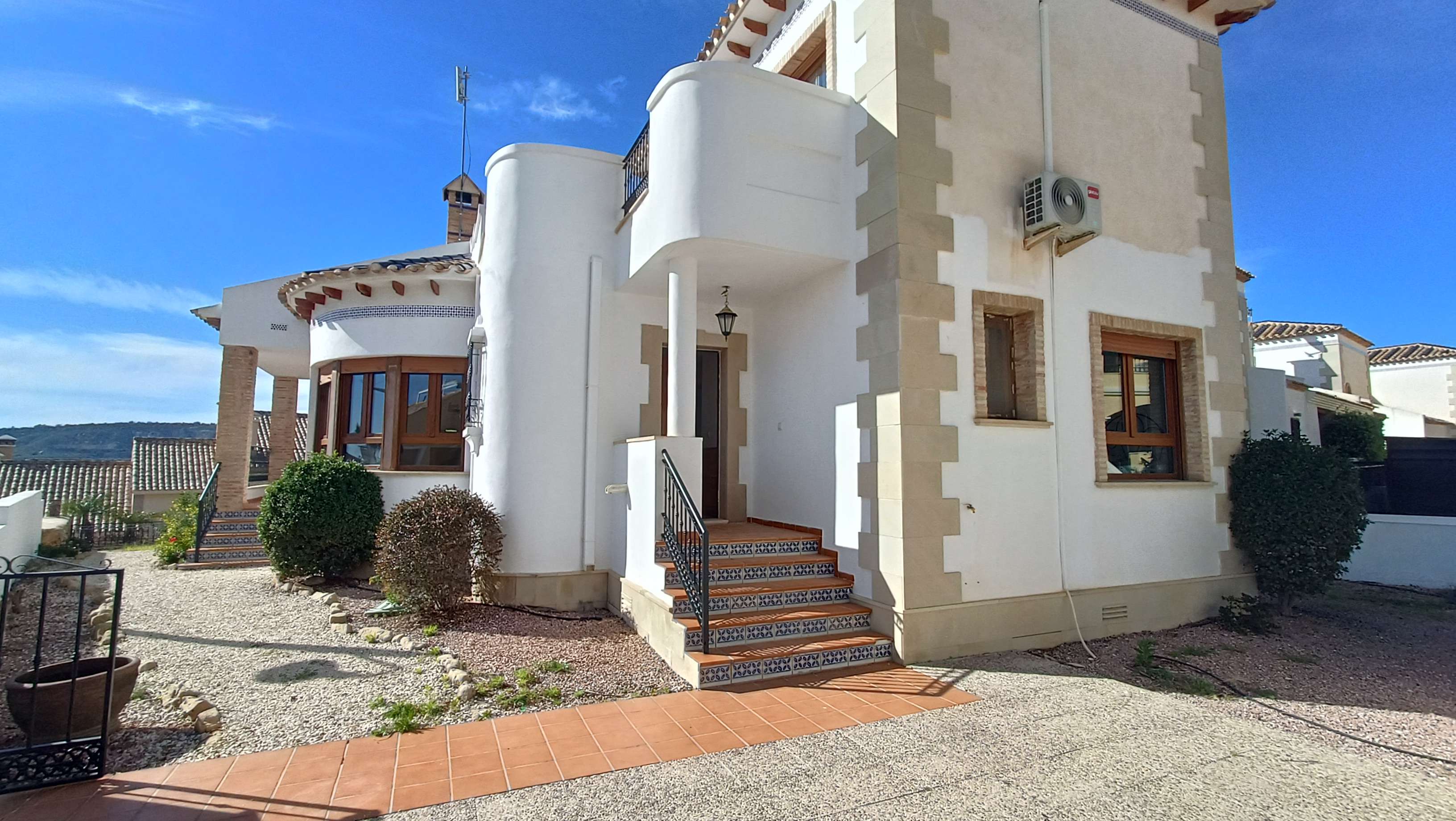Villa for sale in Algorfa, Alicante, Spain