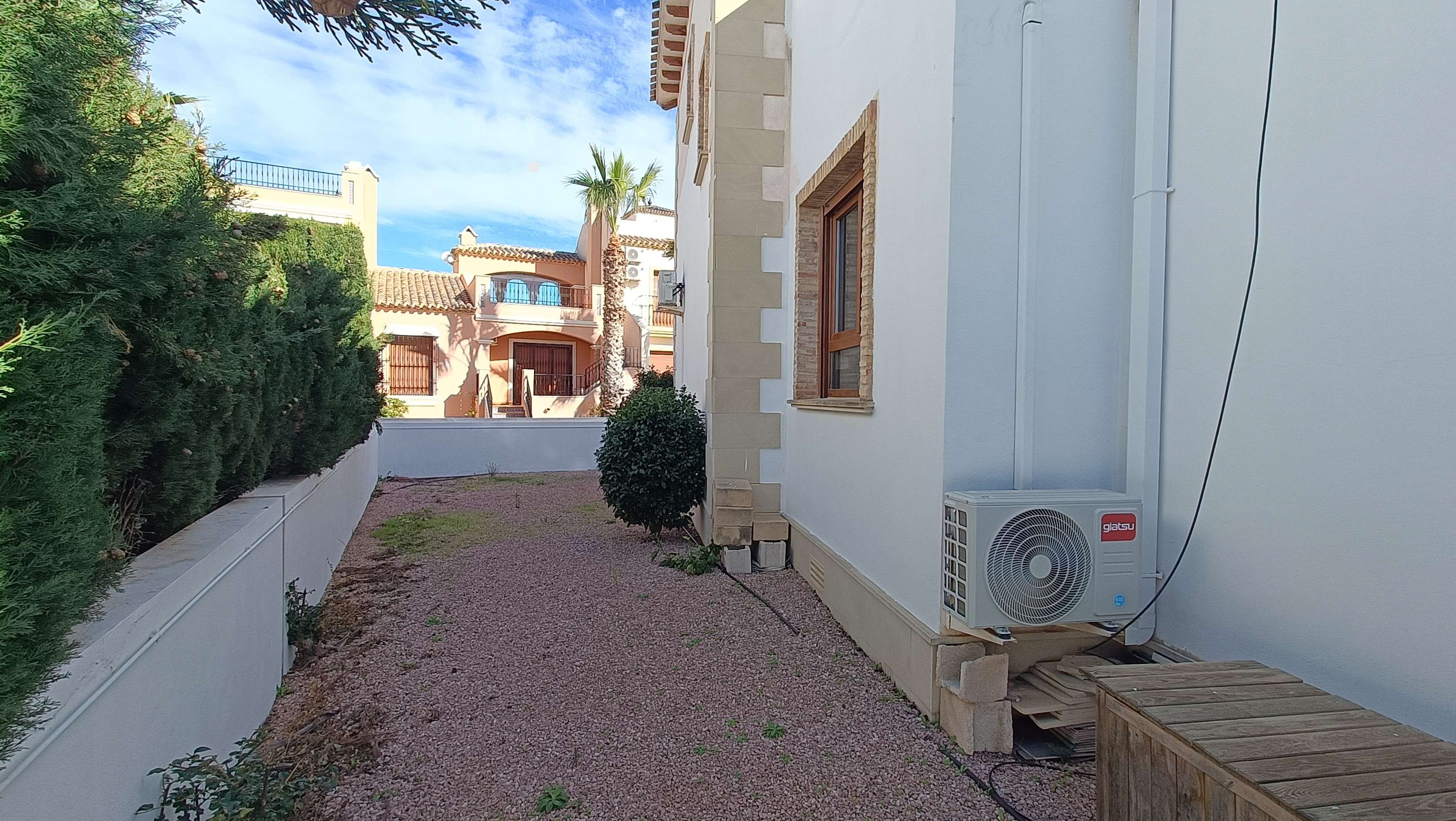 Villa for sale in Algorfa, Alicante, Spain