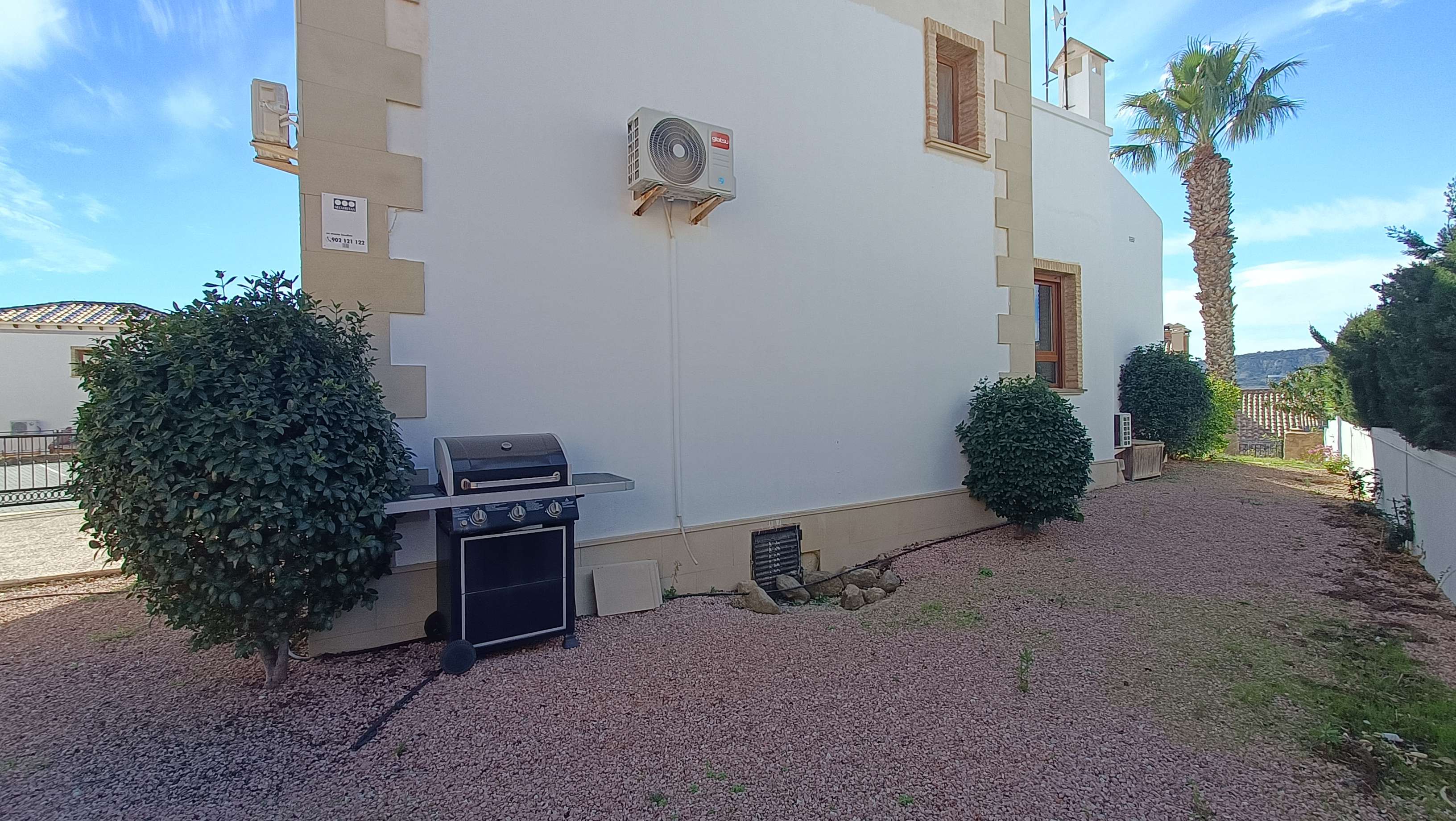 Villa for sale in Algorfa, Alicante, Spain