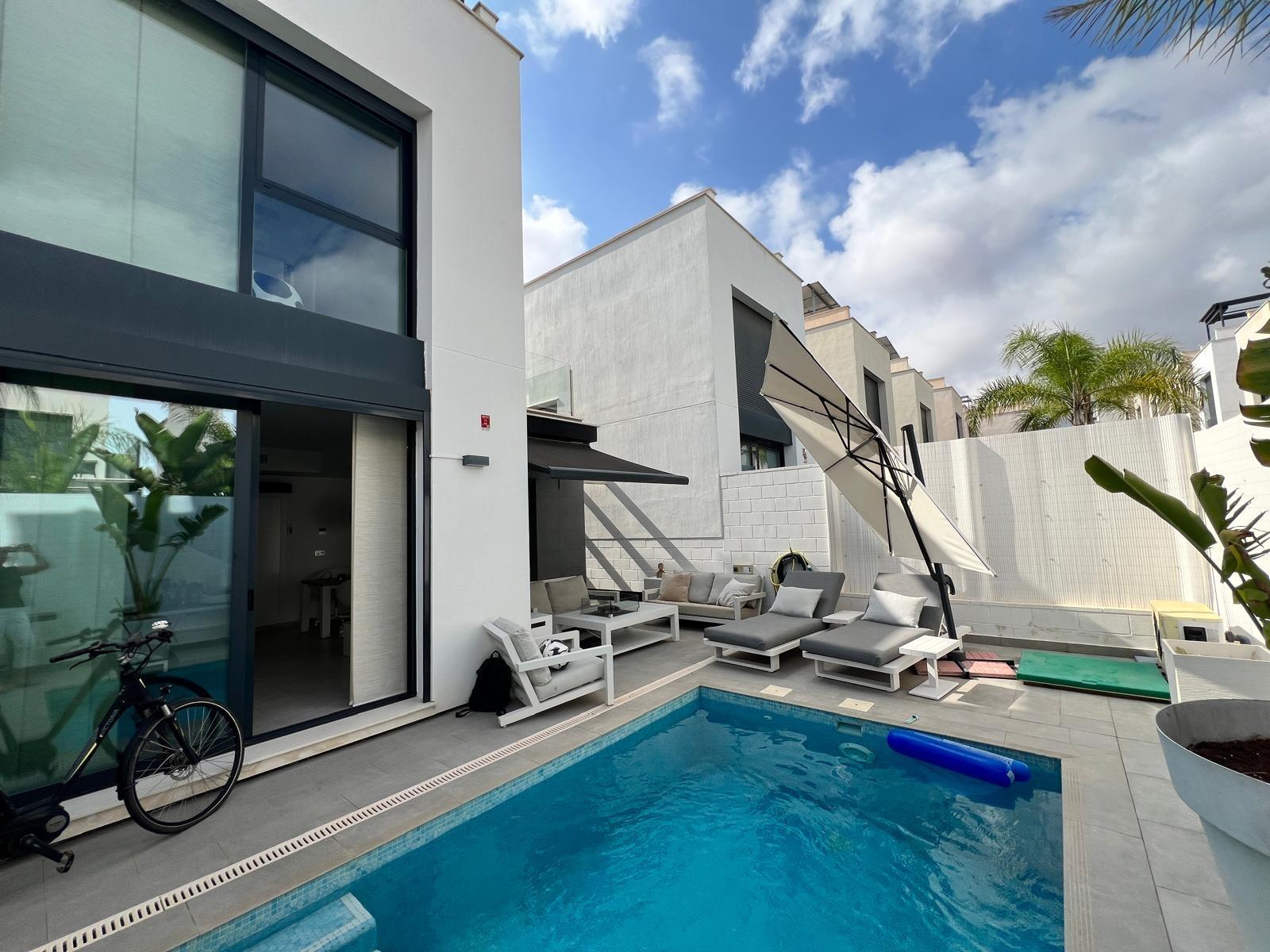 Villa for sale in Orihuela Costa, Alicante, Spain
