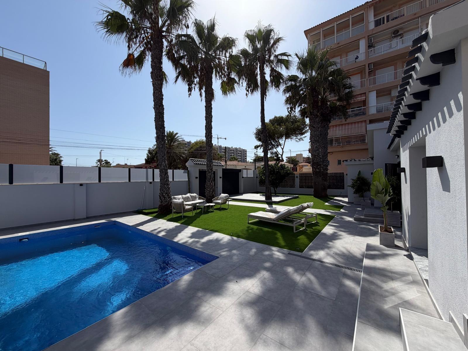 Villa for sale in Torrevieja, Alicante, Spain