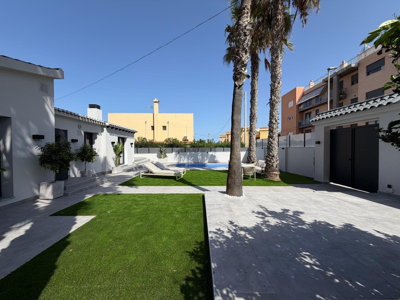 Villa for sale in Torrevieja, Alicante, Spain
