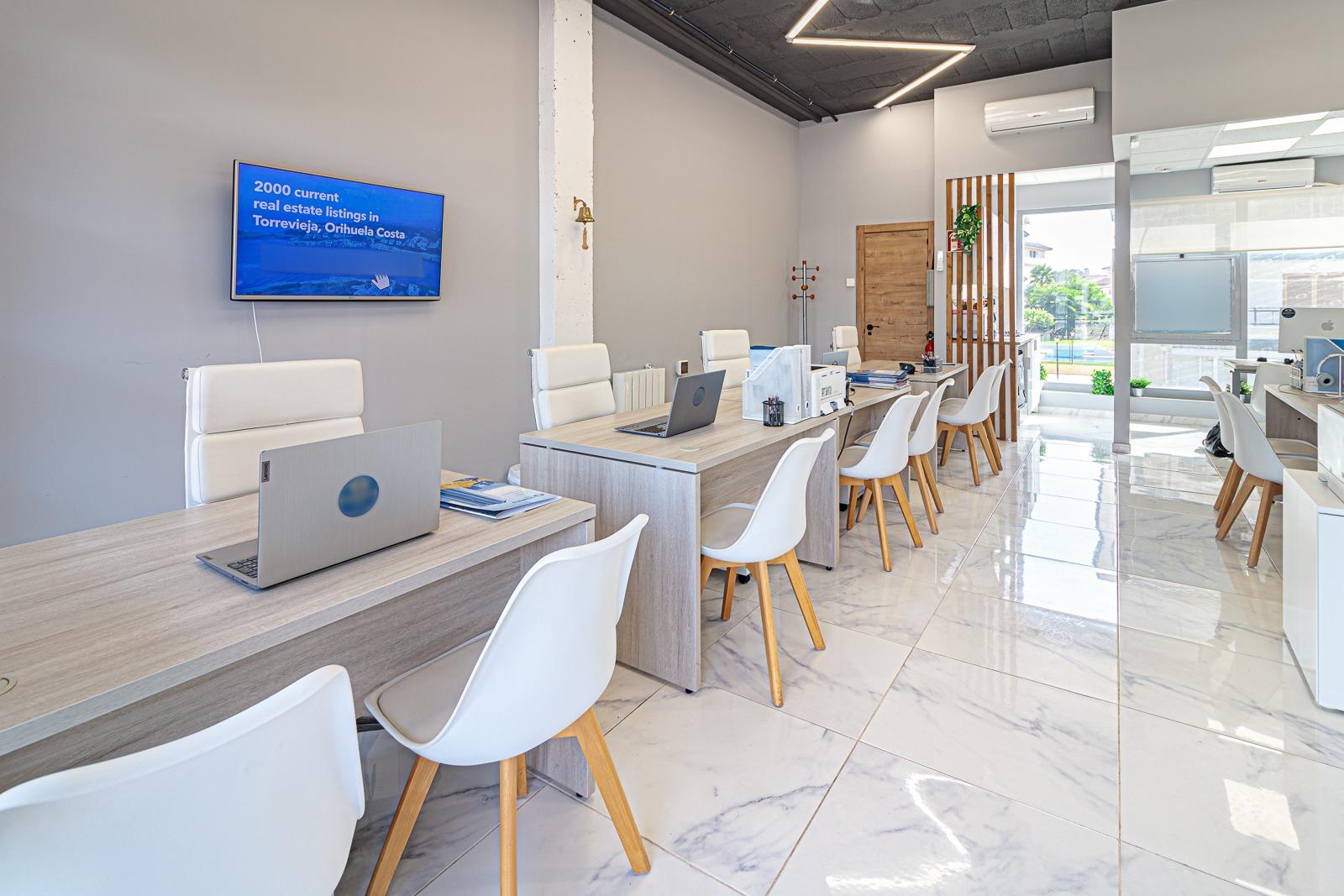 Comercial en venta en Torrevieja