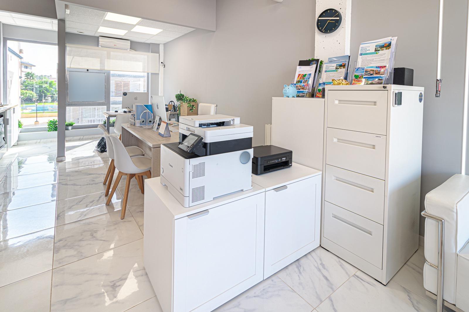 Comercial en venta en Torrevieja