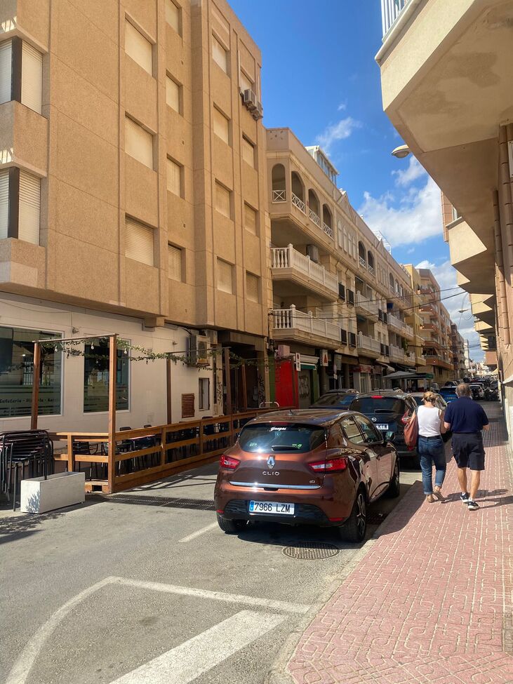 Penthouse for sale in Playa De Los Locos, Alicante, Spain