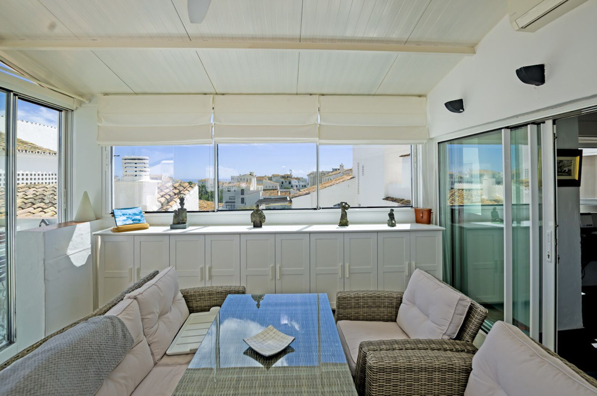 Penthouse for sale in Puerto Banus, Málaga, Spain