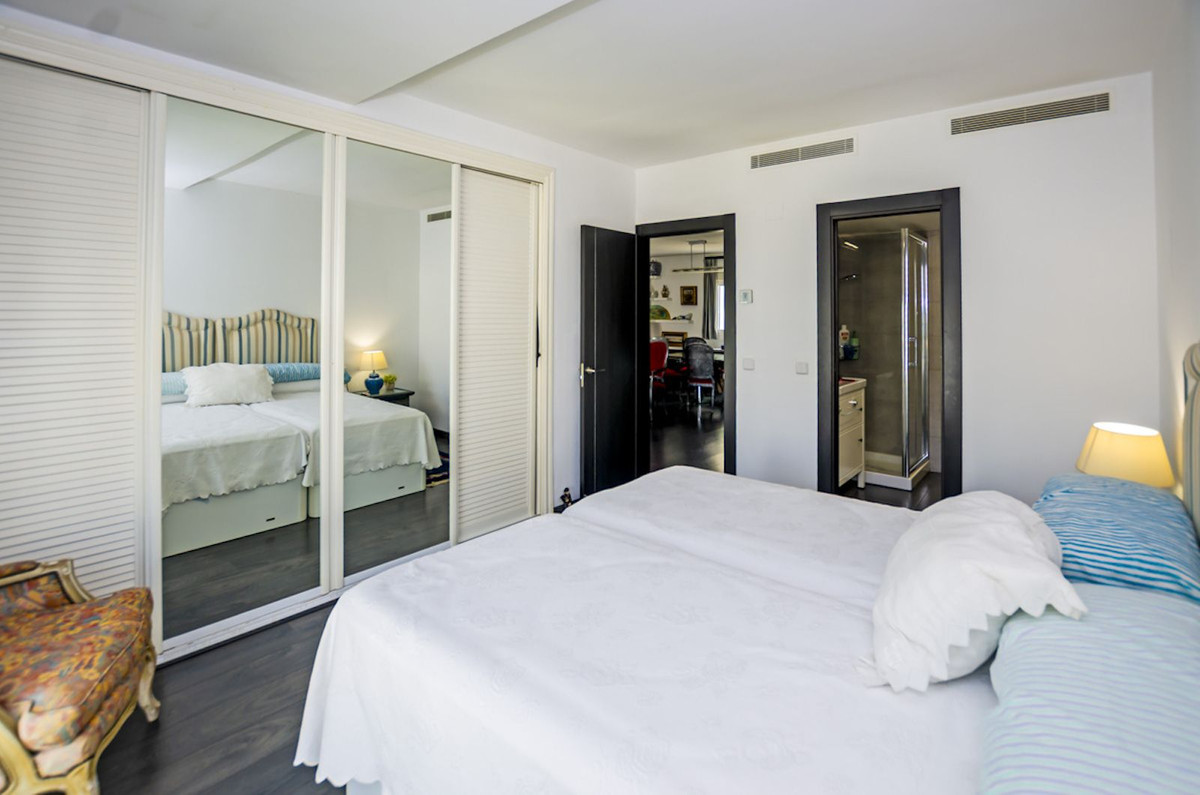 Penthouse for sale in Puerto Banus, Málaga, Spain
