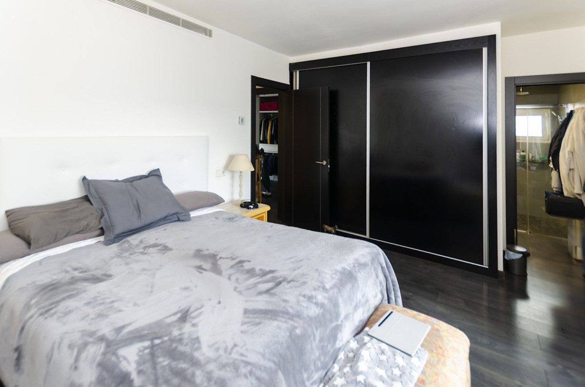 Penthouse for sale in Puerto Banus, Málaga, Spain