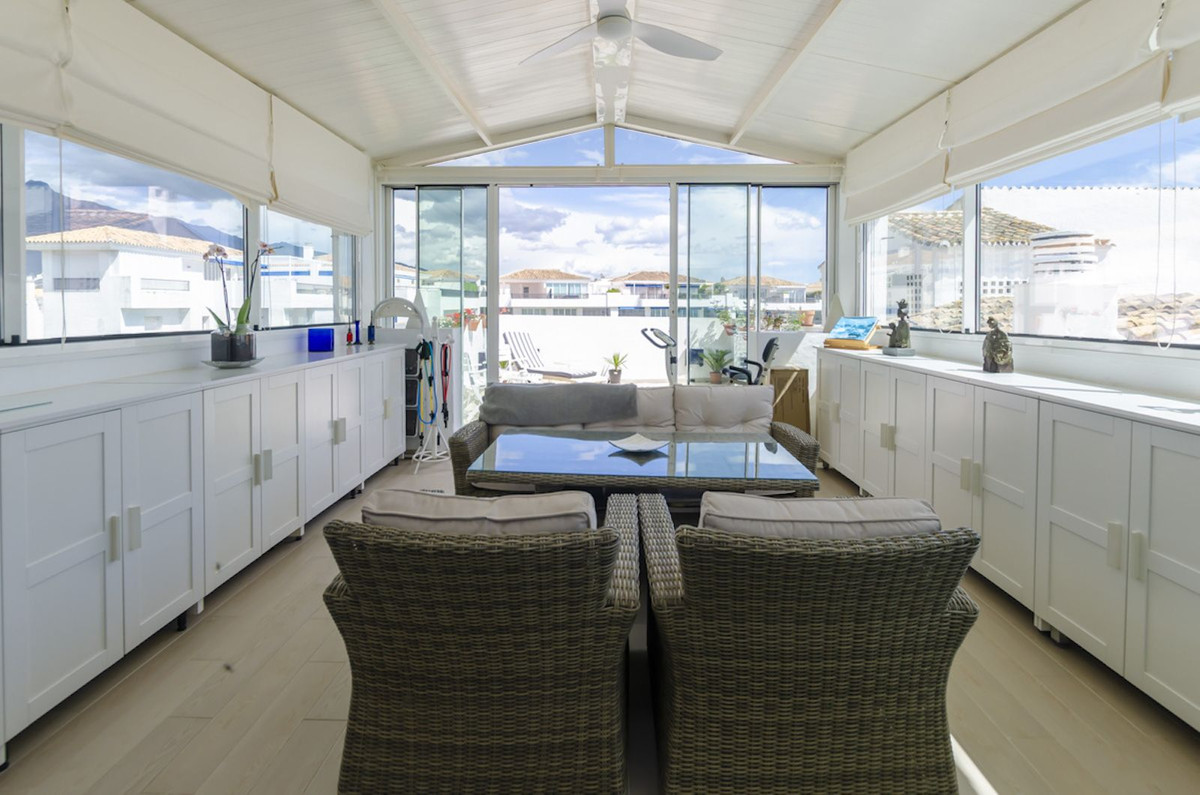 Penthouse for sale in Puerto Banus, Málaga, Spain