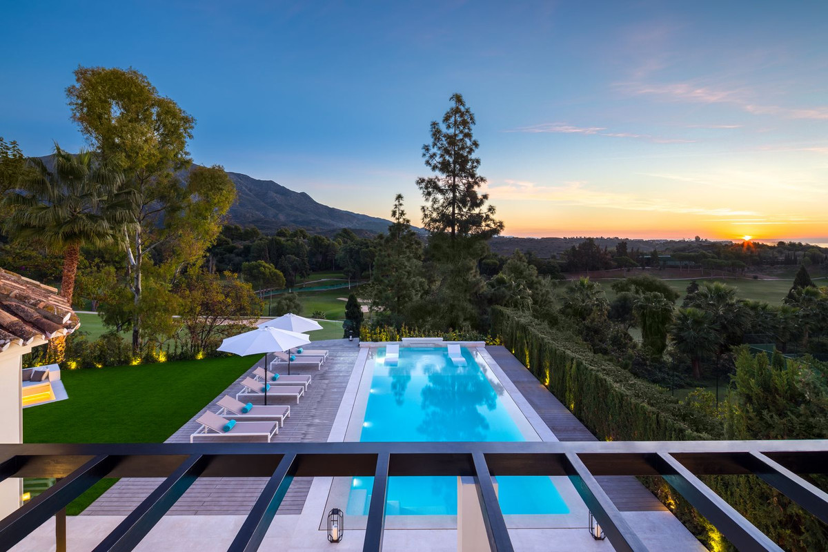 Villa for sale in Aloha, Málaga, Spain