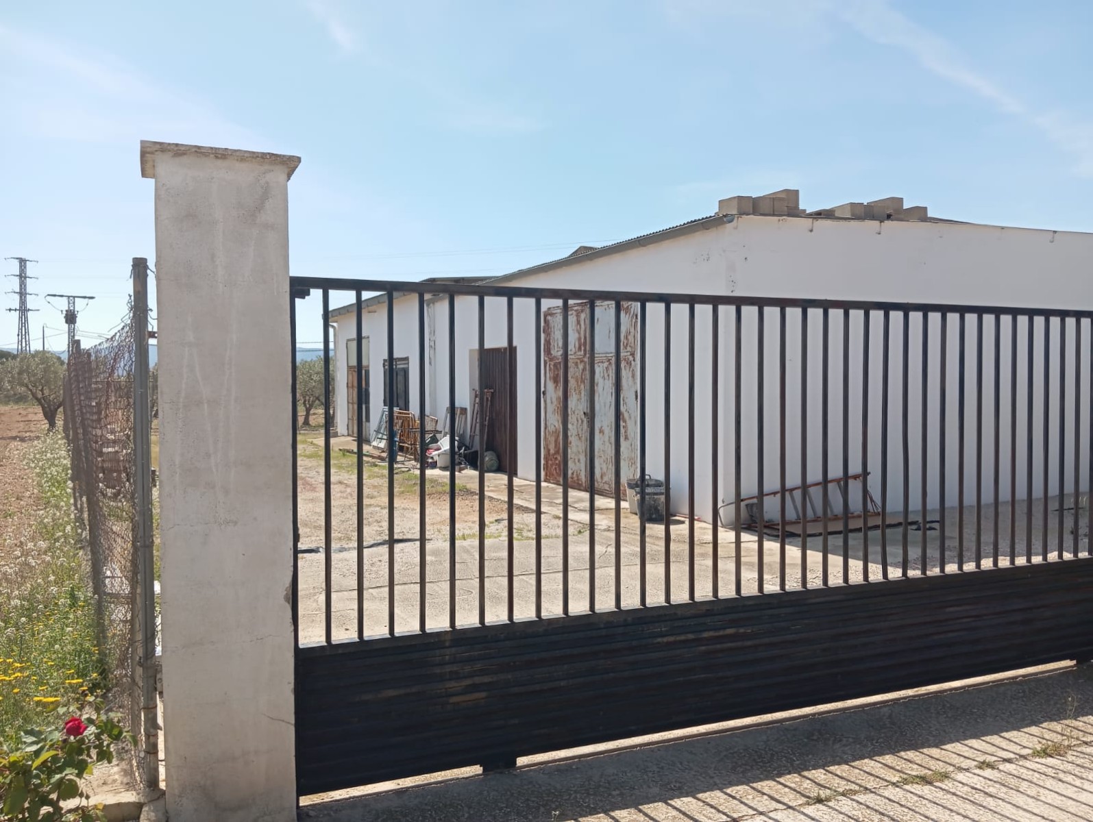 Villa en venta en Yecla