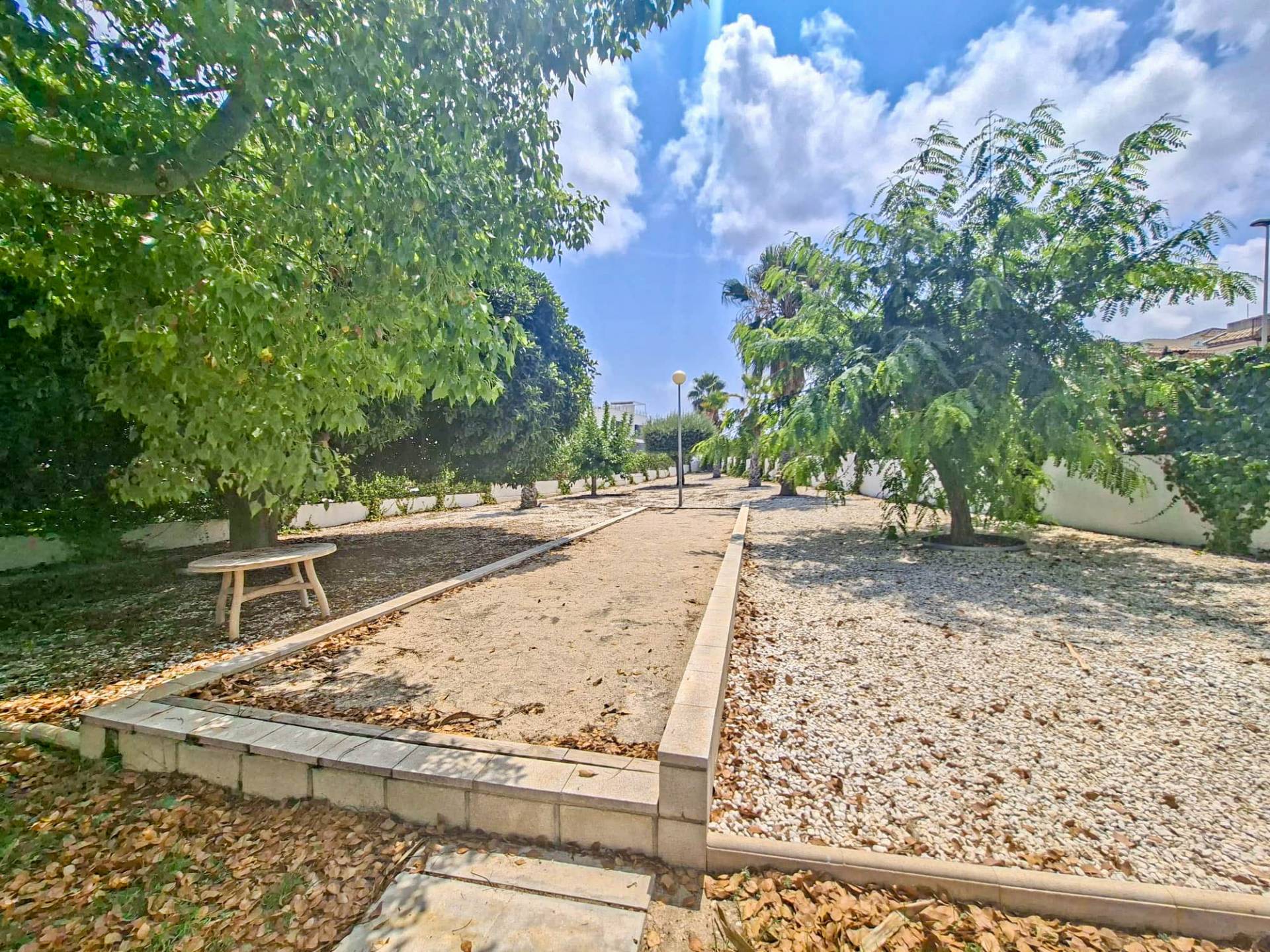 Villa en venta en Villamartin