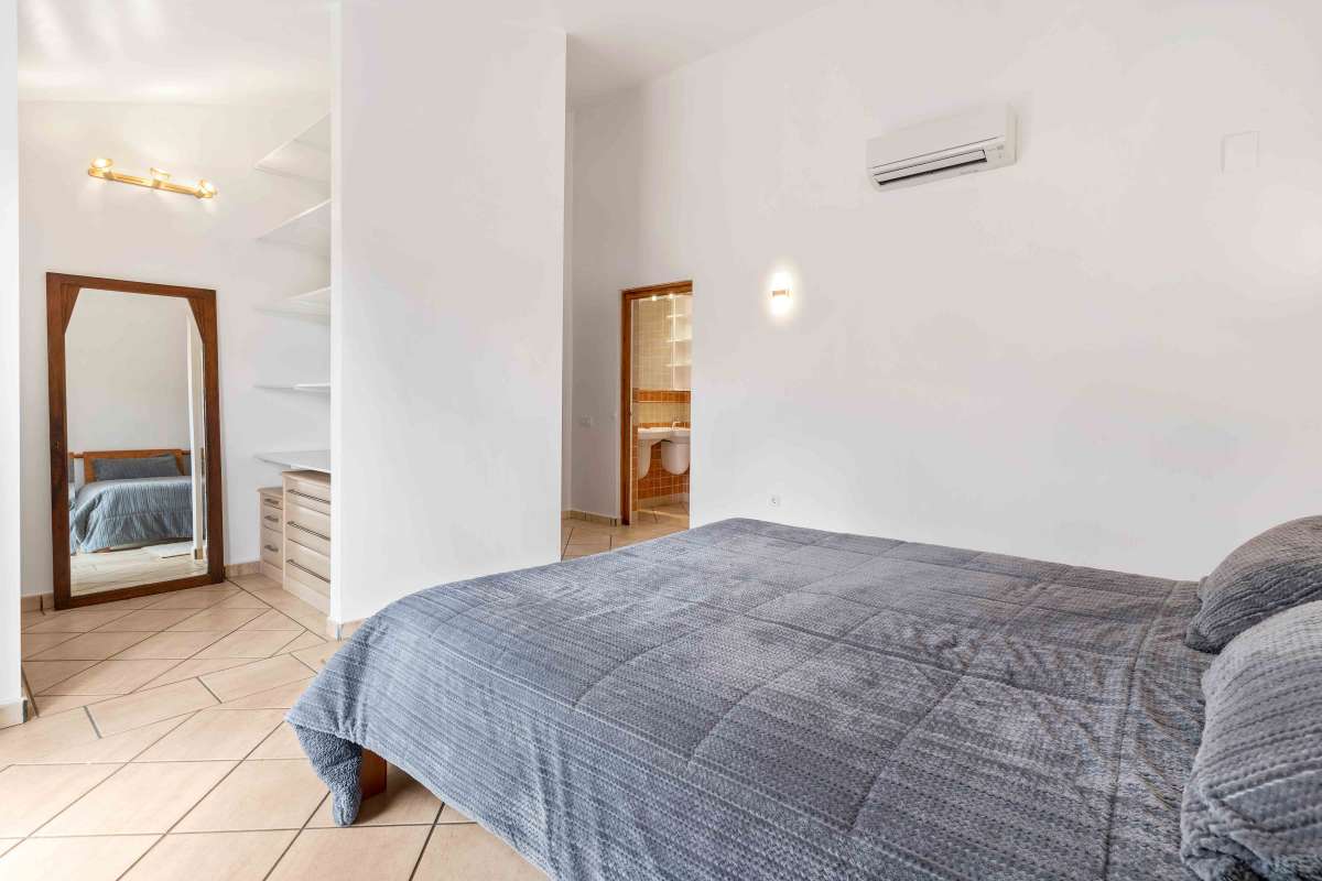 Villa for sale in Murla, Alicante, Spain